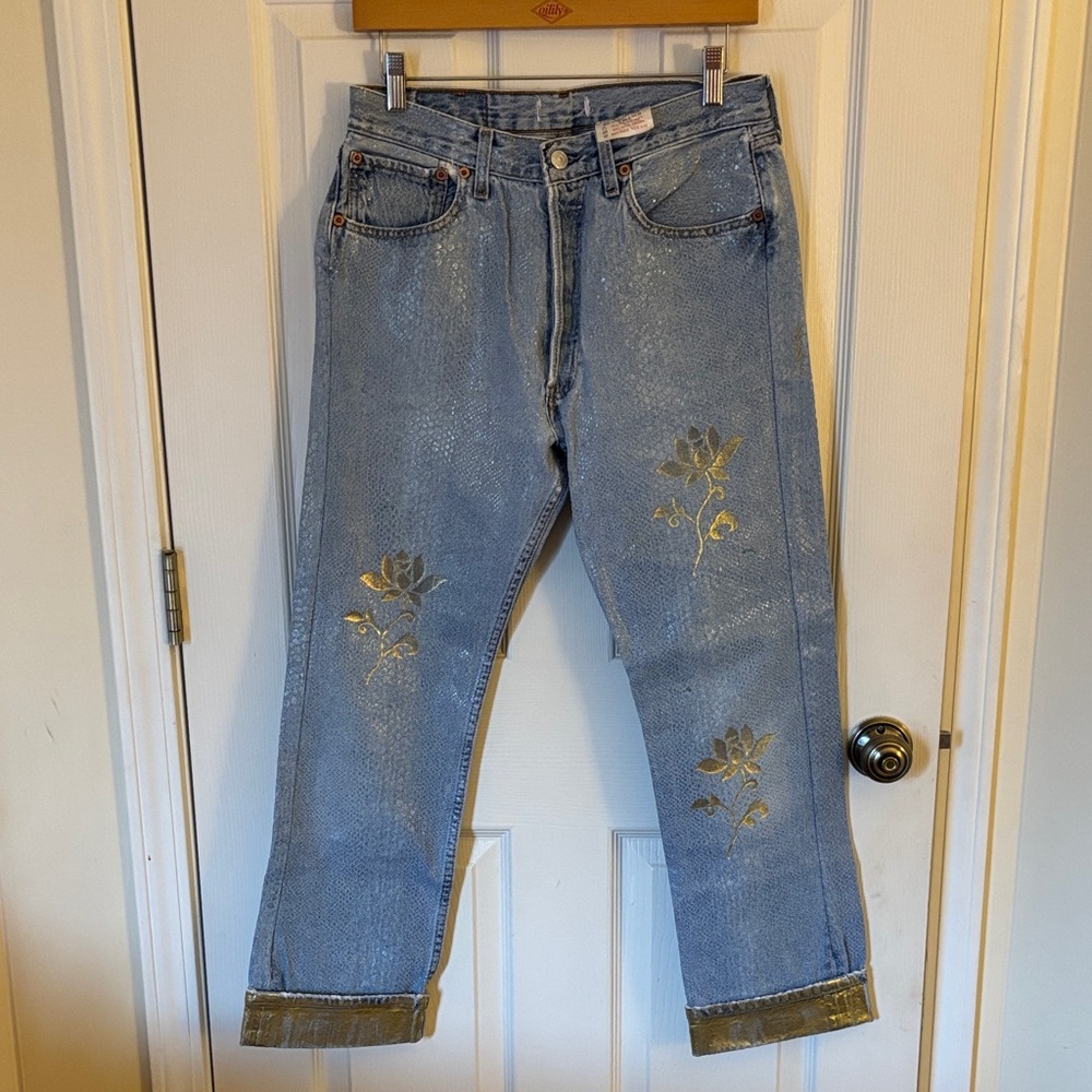 Vintage Levi’s Straight Leg Jeans • Floral Print • 14.5″ Waist • Custom Detail